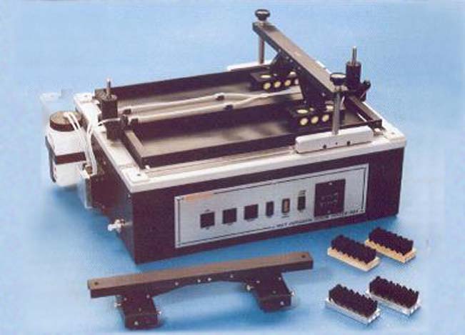 濕磨耗試驗(yàn)機(jī)